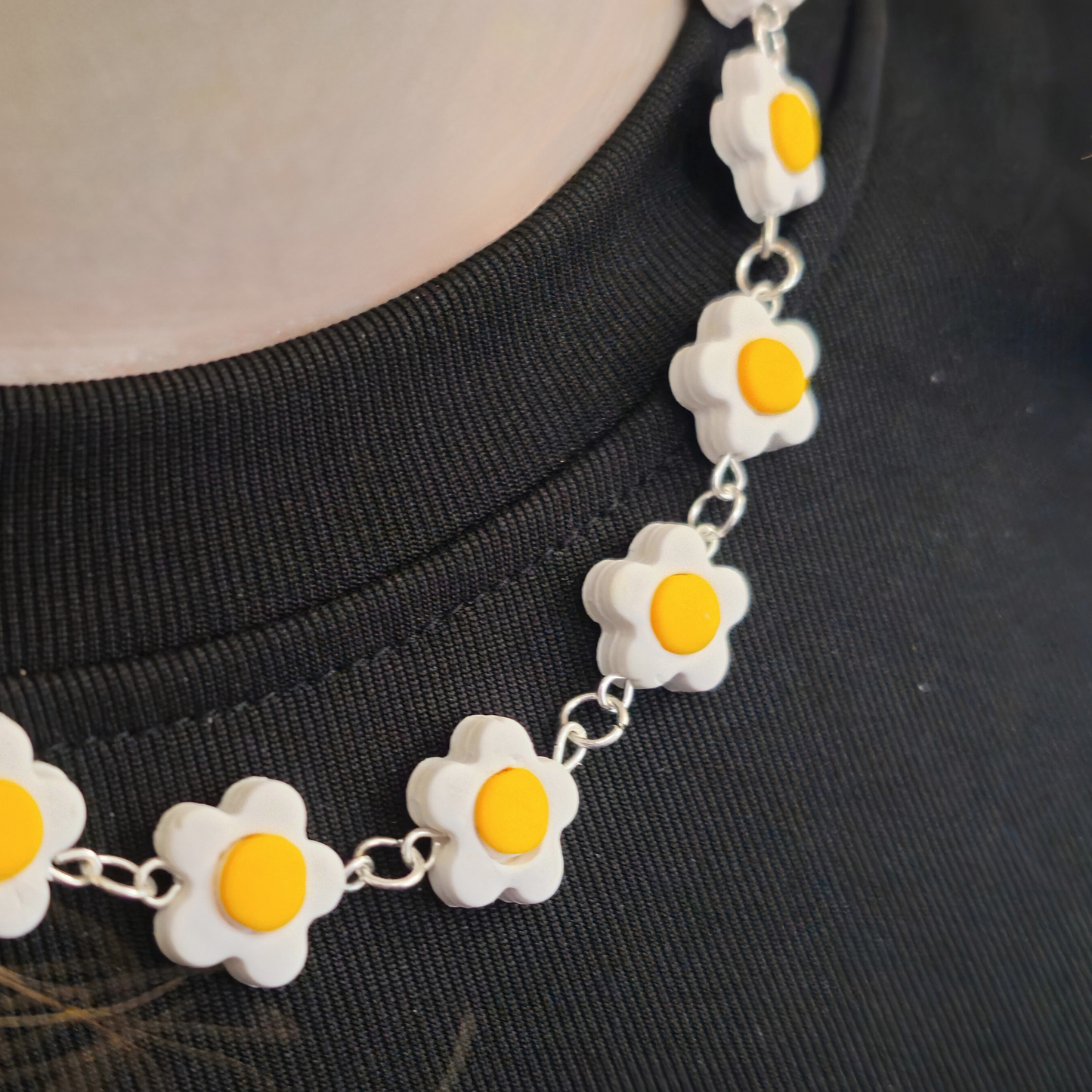 Daisy Chain Necklace