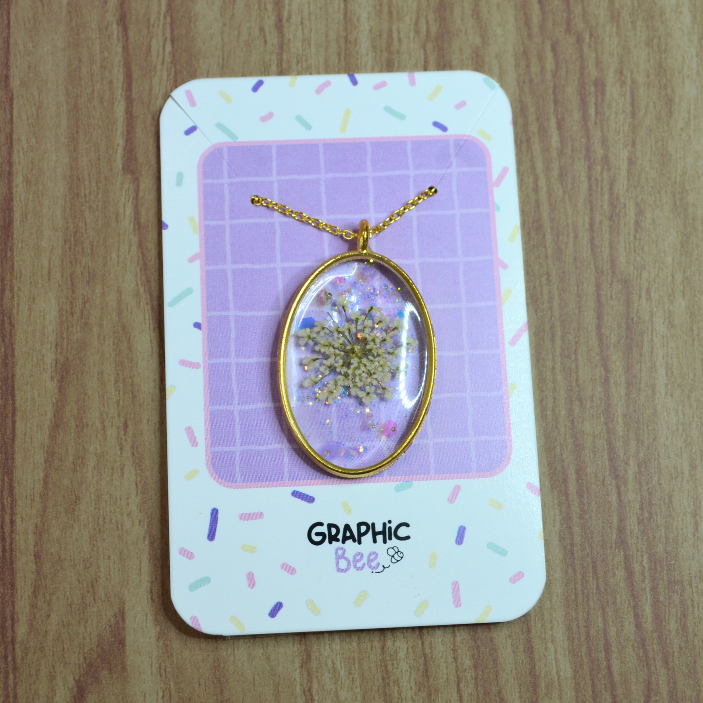 Oval Shape Floral & Glitter Embedded Necklace