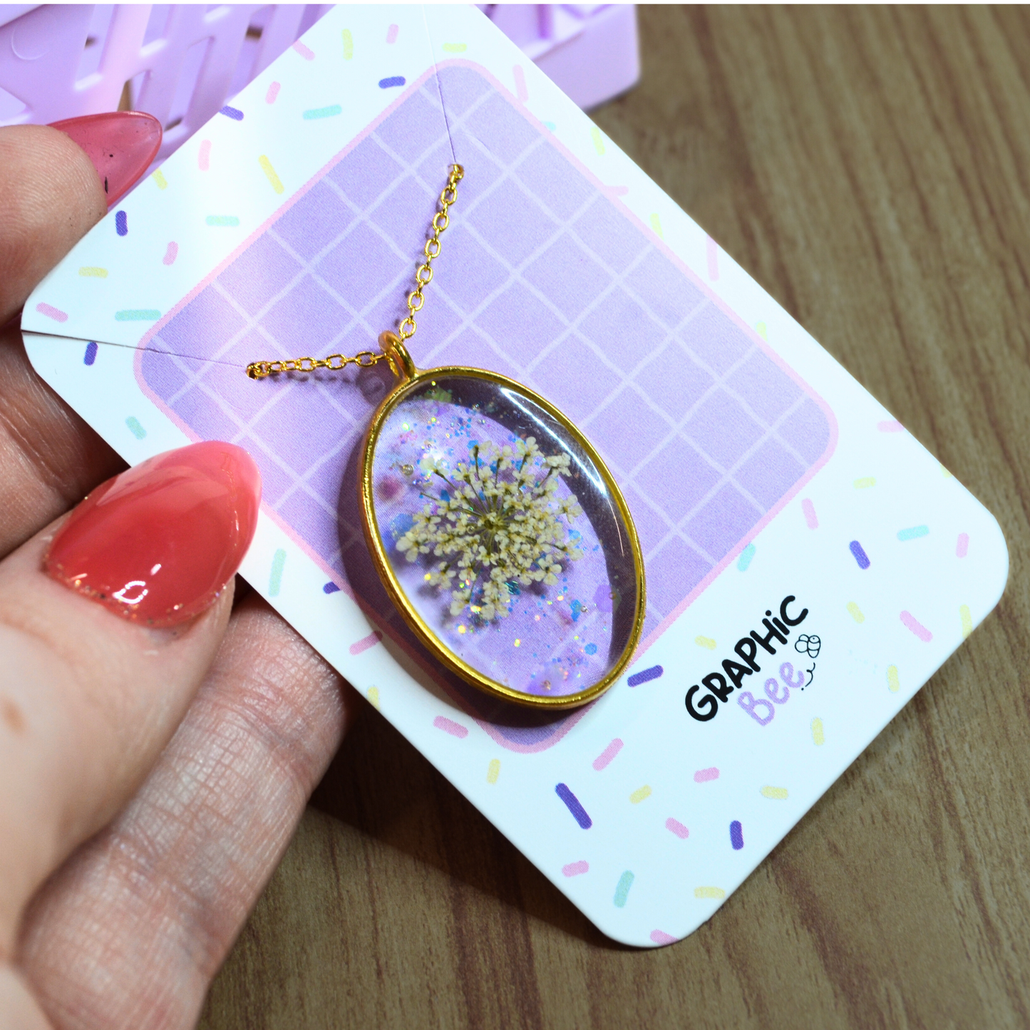 Oval Shape Floral & Glitter Embedded Necklace
