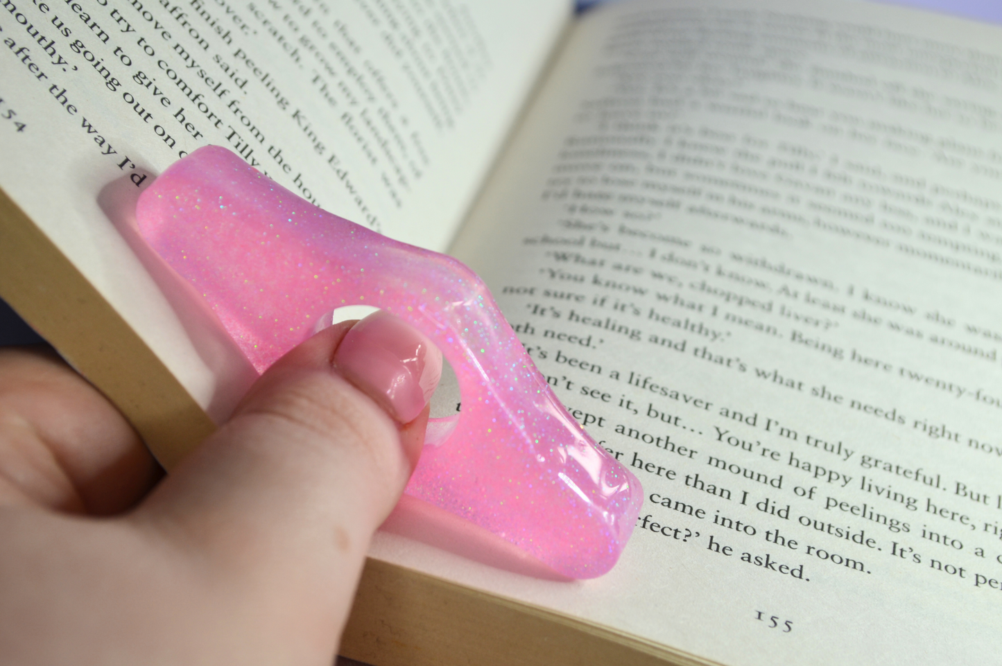 Shimmering Pink Glitter Resin Page Holder