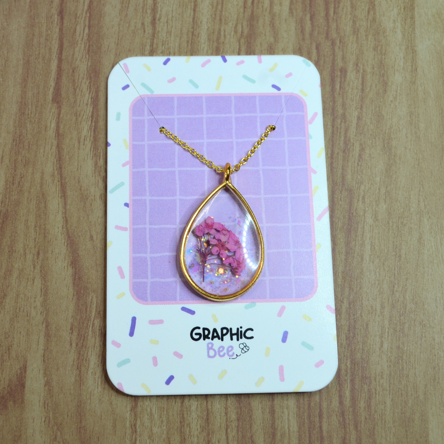 Teardrop Shape Floral & Glitter Embedded Necklace