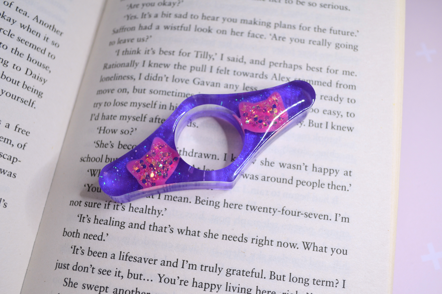 Glitter Cat Pink Resin Page Holder